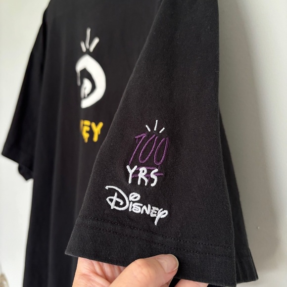 Disney 100 X H&M Tee Size Large Embroidered Colab Trevor Andrew Drip Puff Paint - Picture 6 of 11